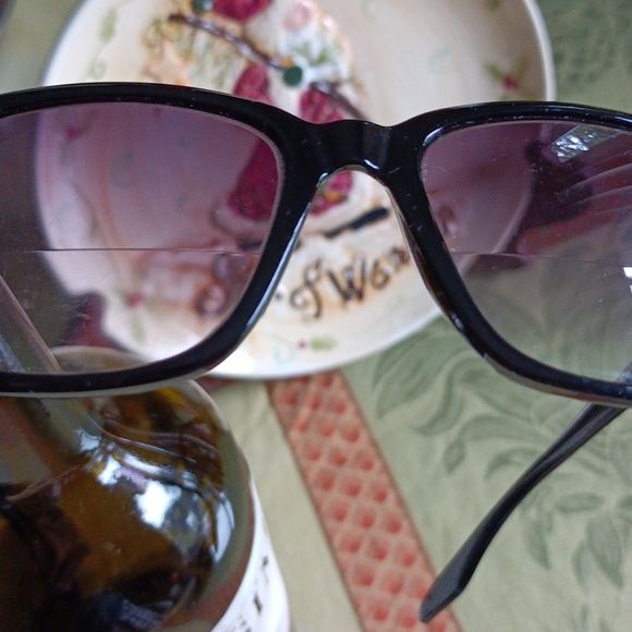 Bifocal sunglasses 1.5 with case - Picture 5 of 6